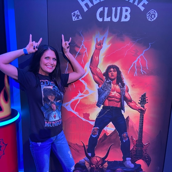 Meet your Posher, Stephanie - Picture 9 of 16